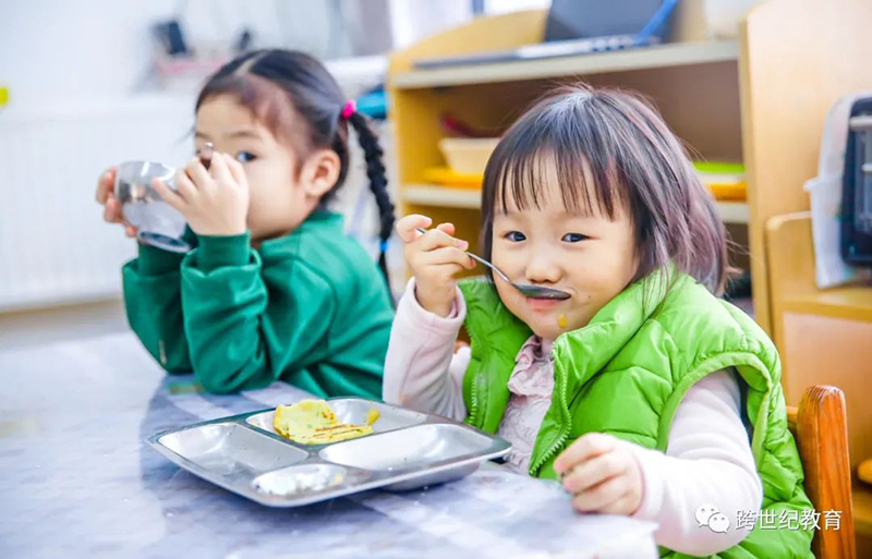 高品质蒙特梭利幼儿园的孩子个个品学兼优，原因竟然是…… （二）