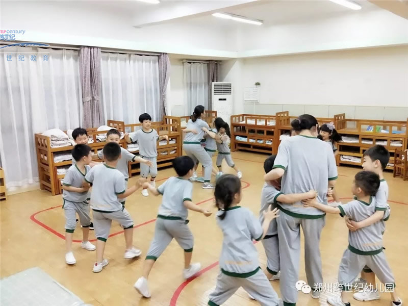 幼儿园联盟：教师节想给老师送礼，送什么？